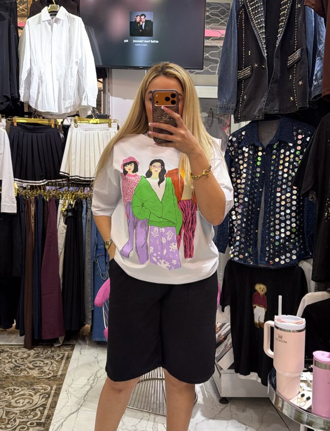 Beyaz renkli Tshirt