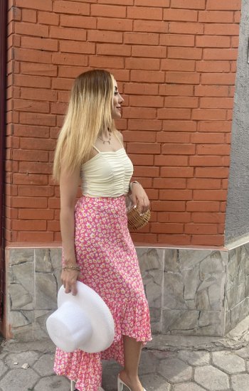 Çicekli Etek