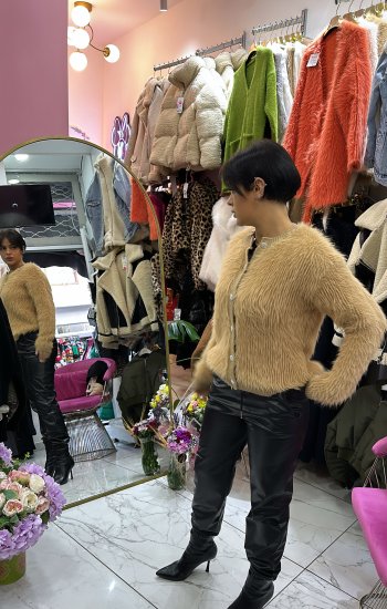 Peluş Kürk Düğmeli Hirka