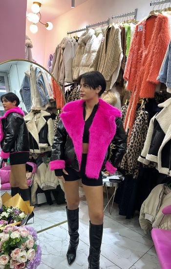 Pembe kürk