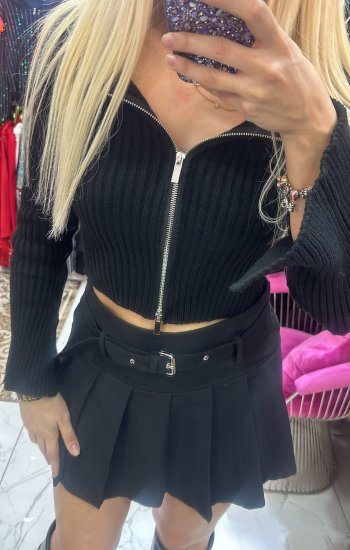 Siyah Pileli Etek