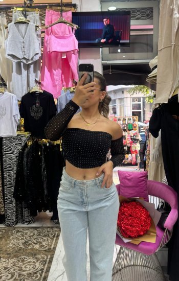Siyah taşlı Crop